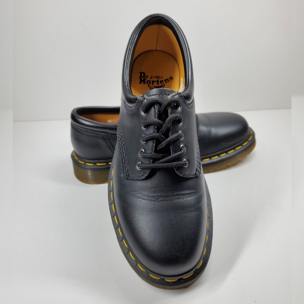 New Dr. Martens 8053 5 Eye Black Leather Oxfords